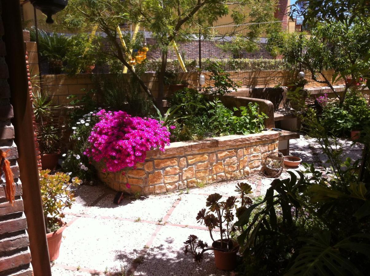 Marinette Bed & Breakfast Barcellona-Pozzo di Gotto Eksteriør bilde